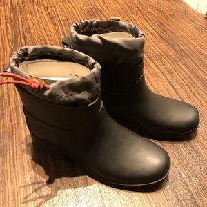 NWT Lucky Brand Rain Boots with Liners